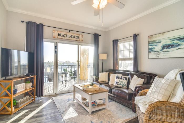 Short Walk to Bay and Ocean Treasure Island Condo