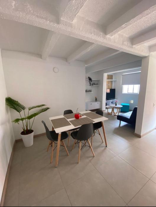 Lindo Apartamento Amoblado en buen sector en Sabaneta