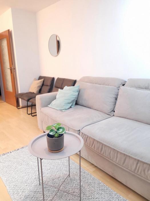 Zentrale 2 Zimmer-Wohnung mit Balkon