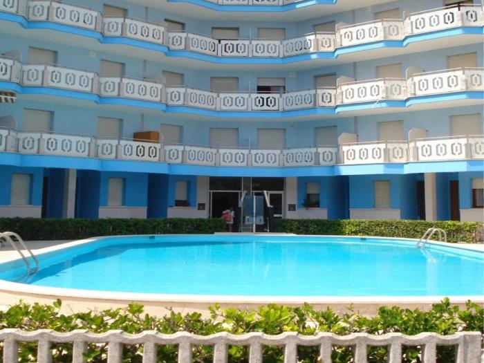 Apartment in Caorle near Beach & Pool