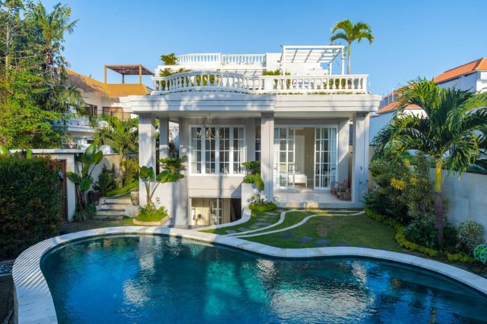 The Beautiful villa, Casa Sara