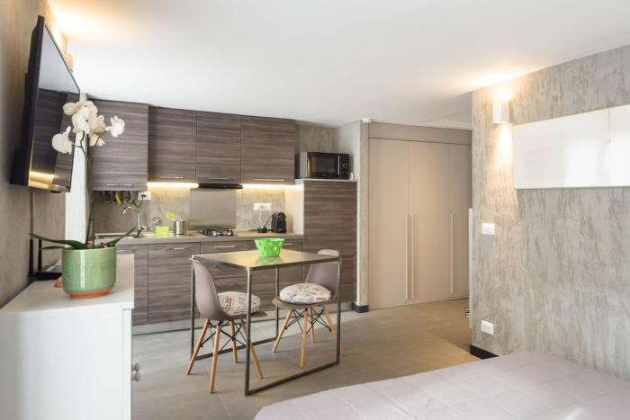 Porta Soprana, really downtown 1