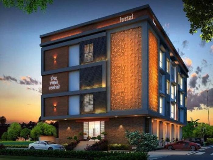 Raas Mahal-Hotel In Jaipur Near Tourist Places