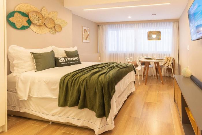 Studio Moderno e Aconchegante para Casal no Leme