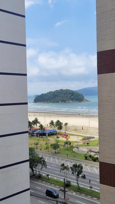 Lindo kitnet vista ao mar Itararé São Vicente