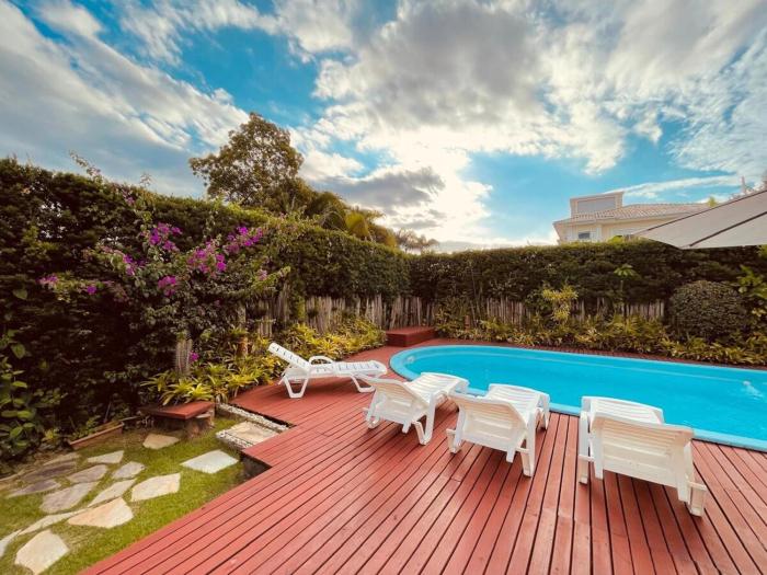 Casa Oásis | Jurerê | 400m do mar | 6 qtos com ac