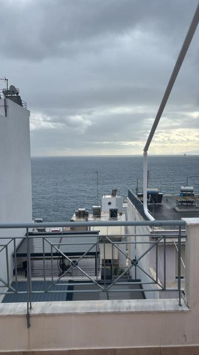 Spacious & Modern seaside house