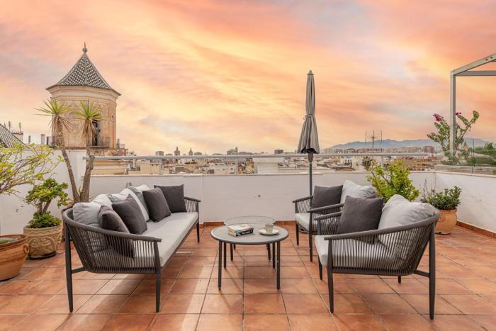 Metropolitan Apartment in Malaga by Solaga Holiday Homes