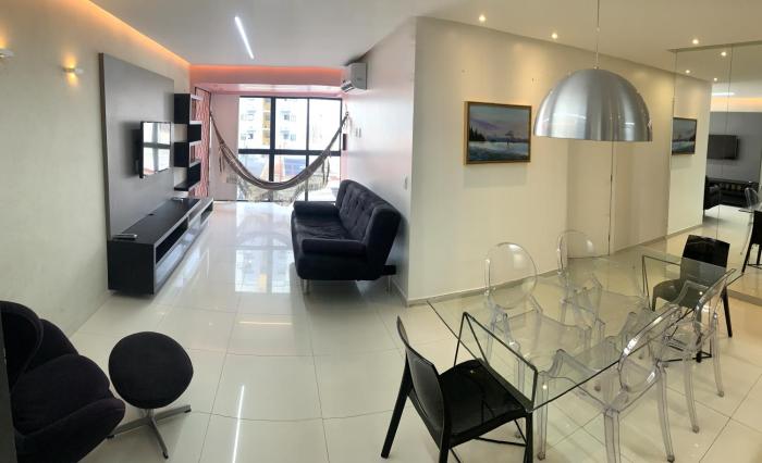 Apto 3 quartos I Alto padrão I 250m da praia I Piscina I Garagem