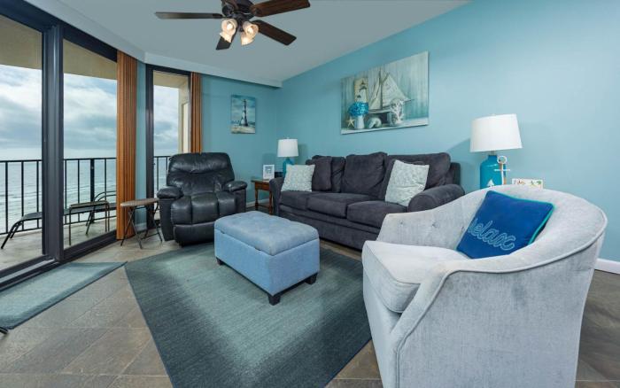 Phoenix III 3058 condo