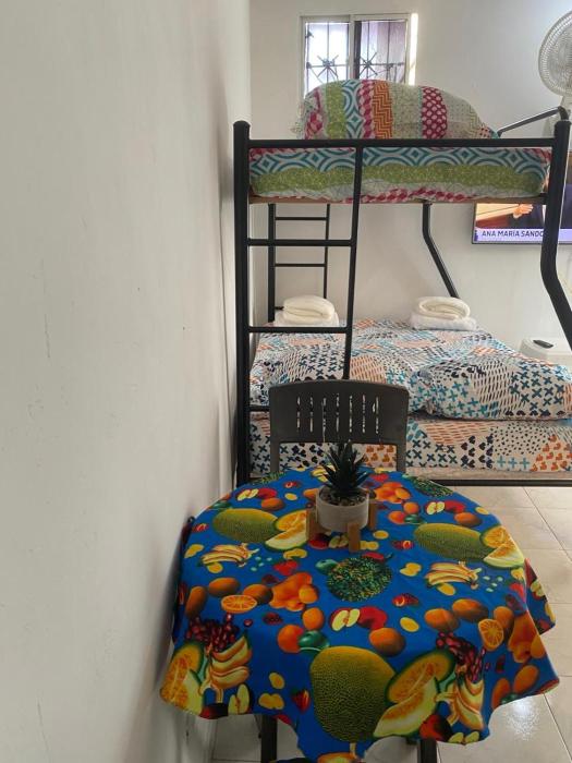 Comoda habitacion cerca al centro histórico y a las playas