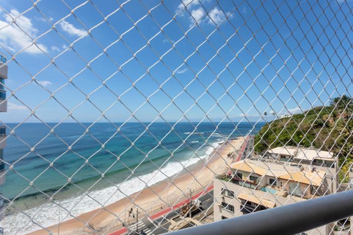 Apartamento Frente Mar em Ondina