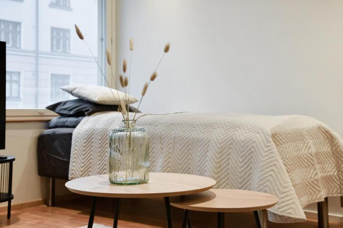 Come in! "Aninkainen" Triplet for 7 people next to Turku bus station!