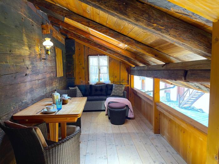 SwissHut Stunning Views Alps Lake - Apart. Erli Up