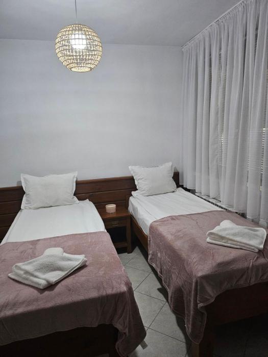 Gondola Peak Apartment