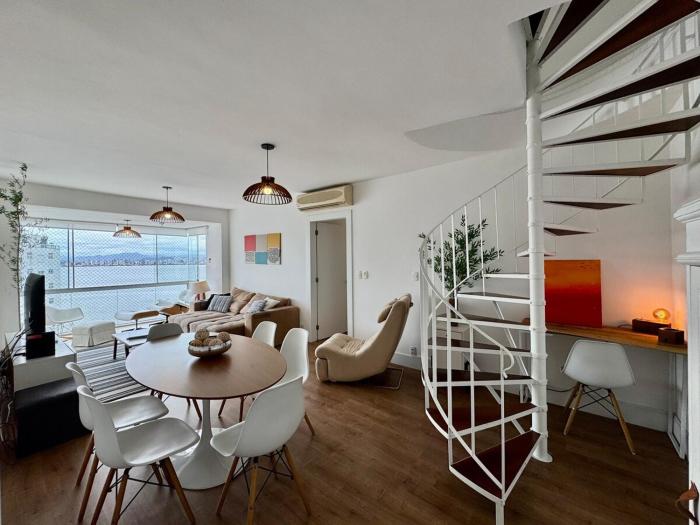 Duplex com piscina privativa - Av Beira-Mar Norte