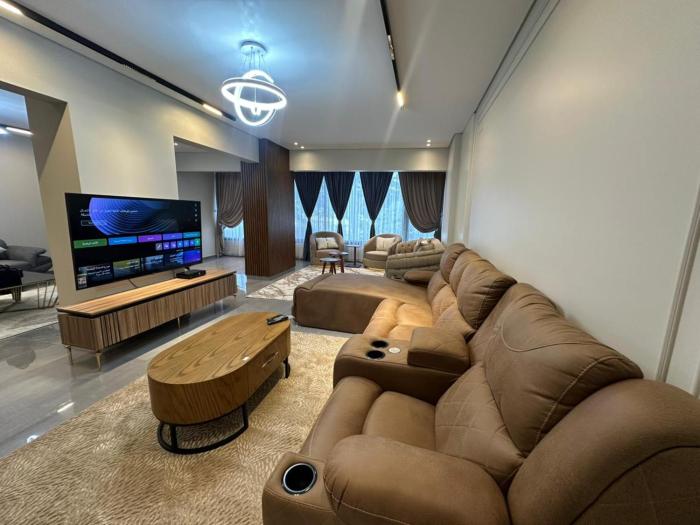 Apartment 121 nile view