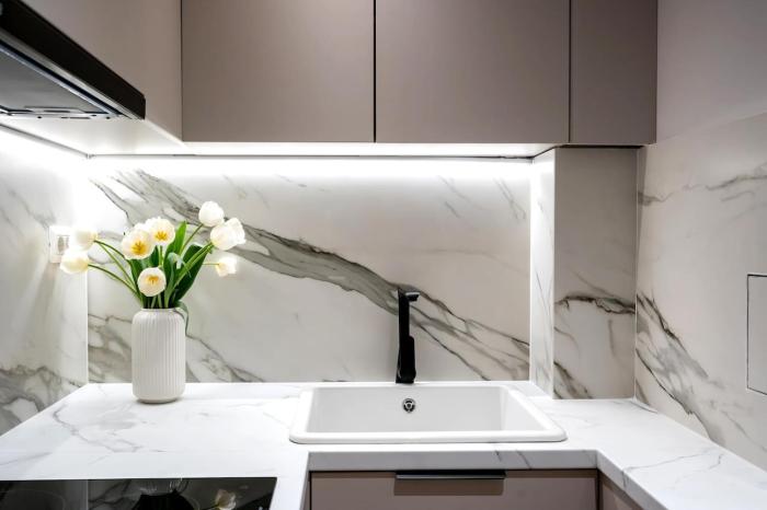 Aesthetic Cosy - Central Alba Studio