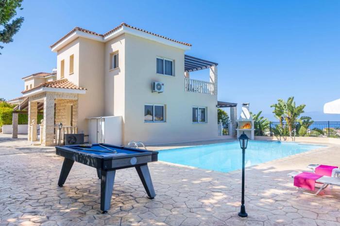 Villa Antria by Villa Plus