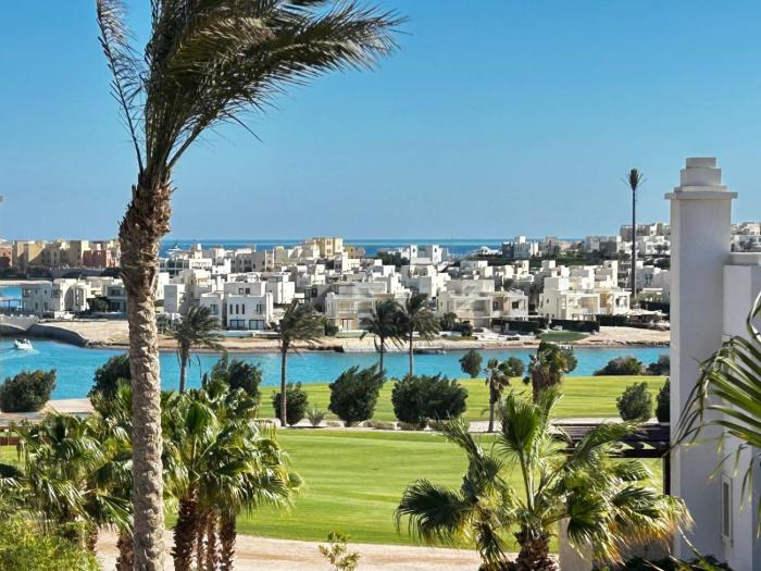 luxury ancient stands resort one bedroom