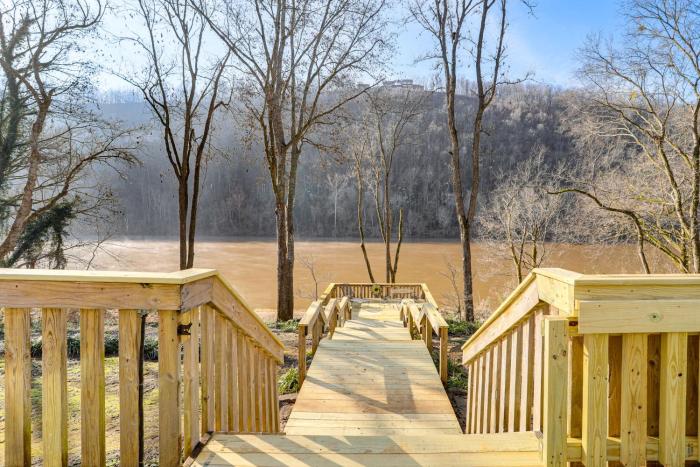 Steps to White River: Mountain View Home w Deck!