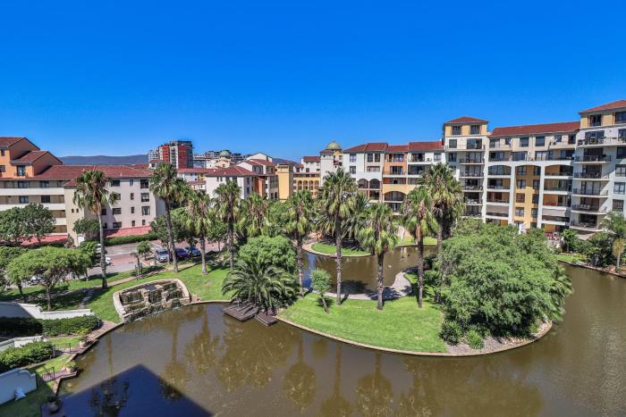 405 Portofino Eyrie Holiday Apartments