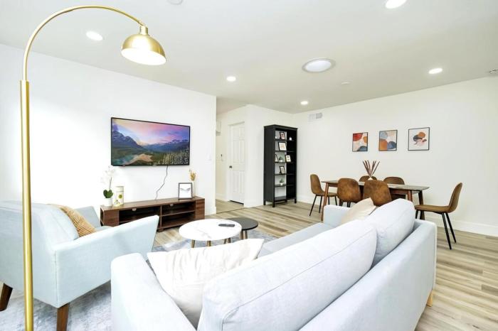 Molivu Homes 2BR - PetFriendly, W-D, Backyard