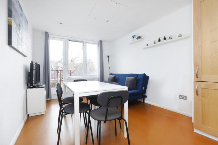 Beautiful 2 Bed 2 bath - Notting Hill