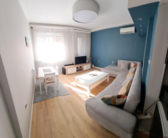 Apartment Sofia top center