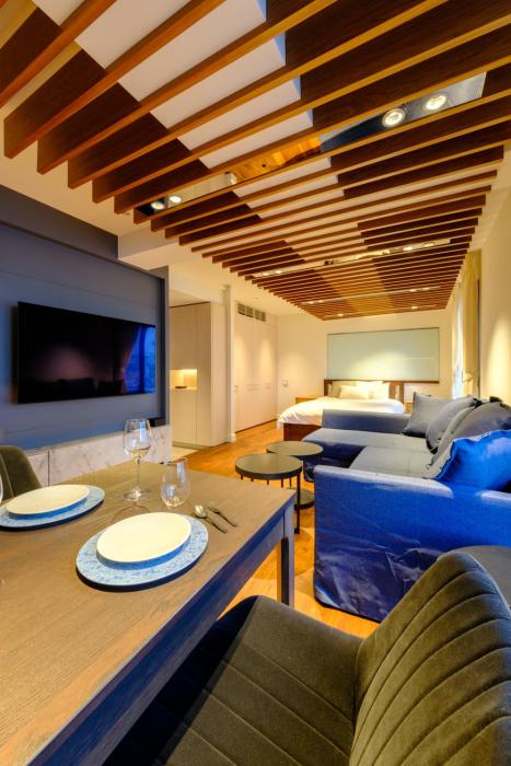 Roppongi House by U - Designers room - Steps to Roppongi Hills & Nightlife