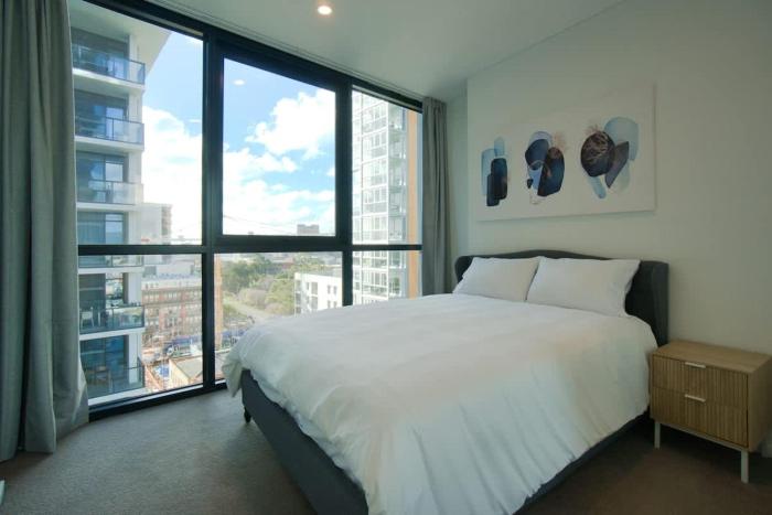 Contemporary 3BR Paradise on Franklin Street