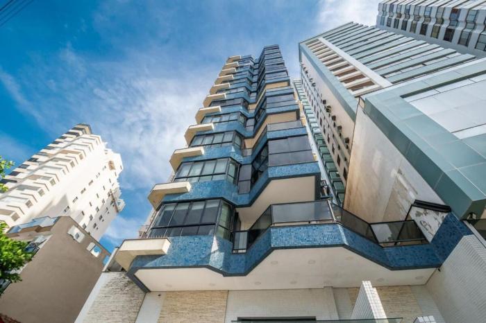 Apartamento Barra Sul Frente Mar