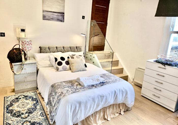 Studio for Two with Private Kitchenette