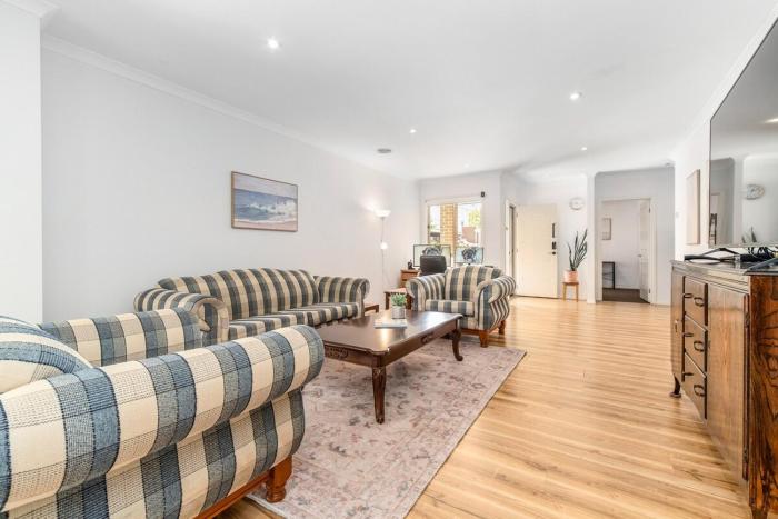 The Noble Prize Netflix & WiFi