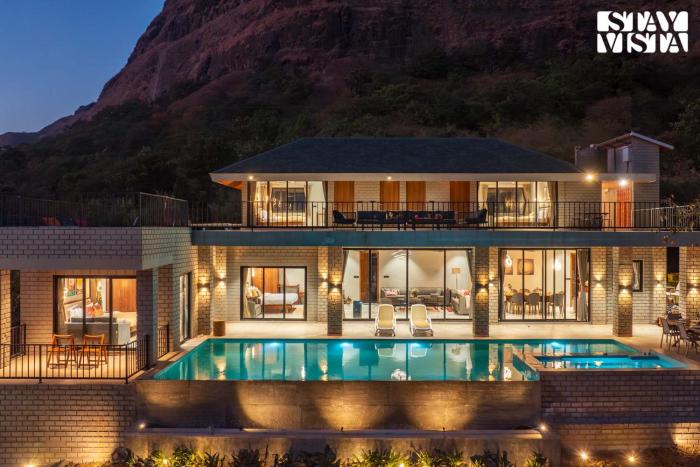 StayVistas Esperanza - Mountain-Side Retreat with Infinity Pool, Gazebo & Indoor-Outdoor Activities