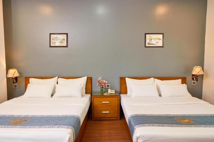 Gieng Ngoc Ocean moutain view Cat ba