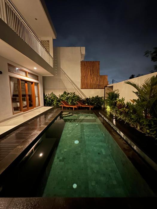 Villa Adrishta Pererenan