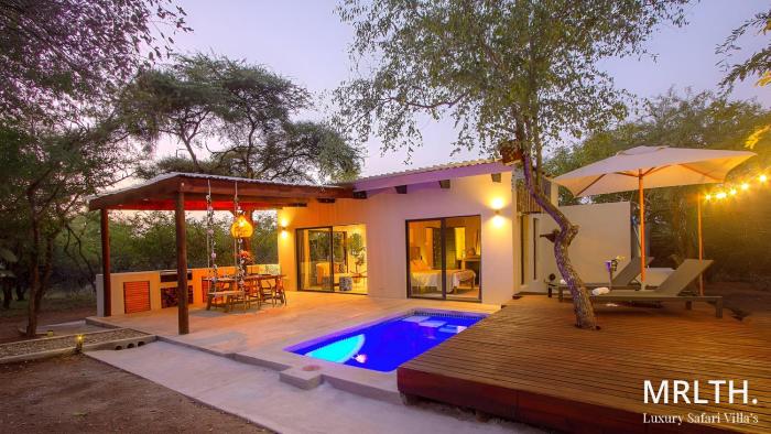 The Suite Luxury Safari Villa, Close to KNP, Starbed, Giraffe-Feeding-Tower, Bush-Bath