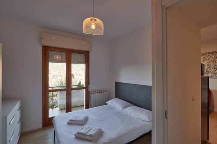 Bilocale moderno in zona tranquilla, parcheggio gratuito