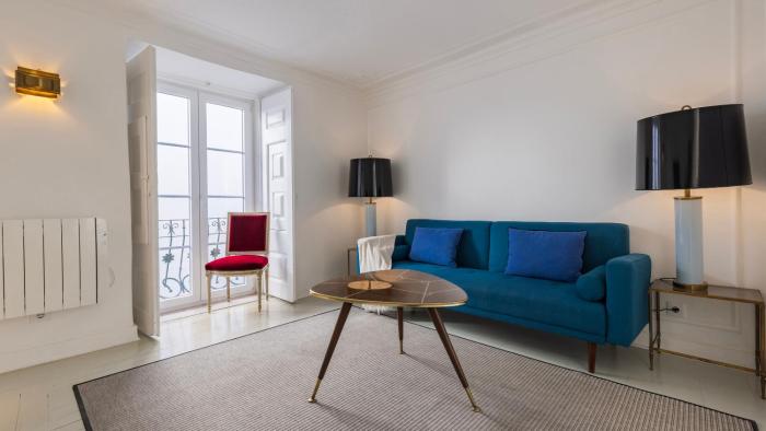 Charming Apartment in Bairro Alto 87 by LovelyStay