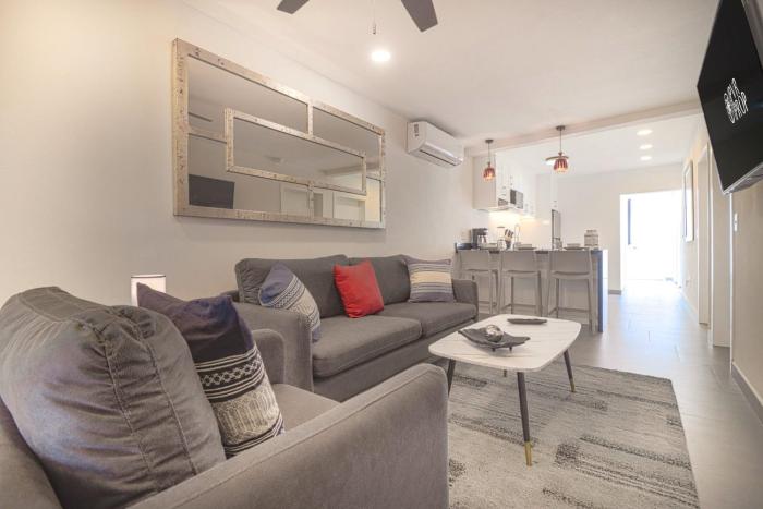 Modern Stadium Bungalow