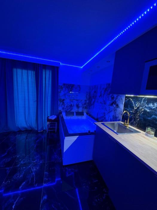 Studio avec jaccuzzi