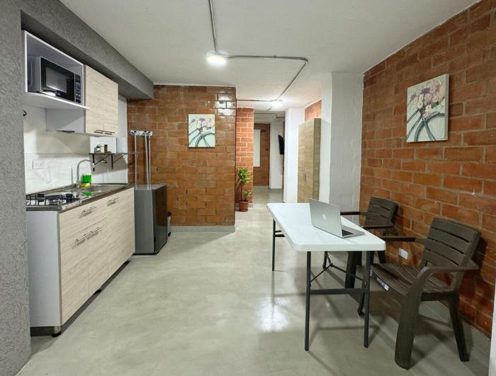 Apto en zona tranquila cerca a zonas rosas