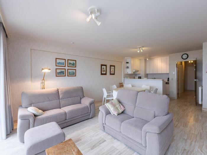 Charming apartment with sea view