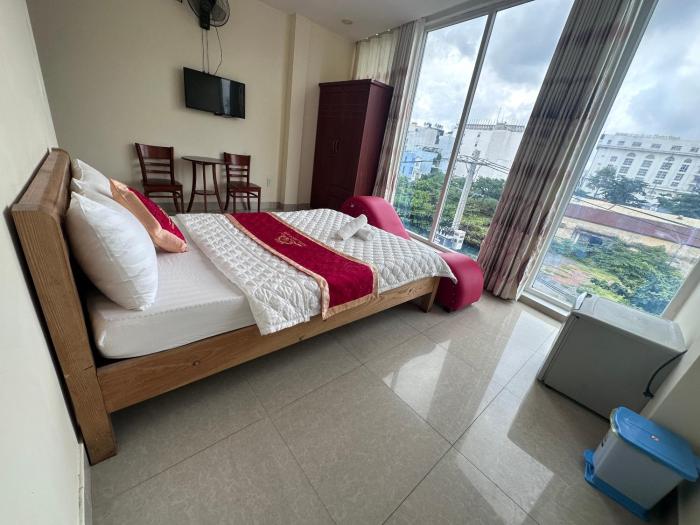 Khách Sạn Hoàng Anh