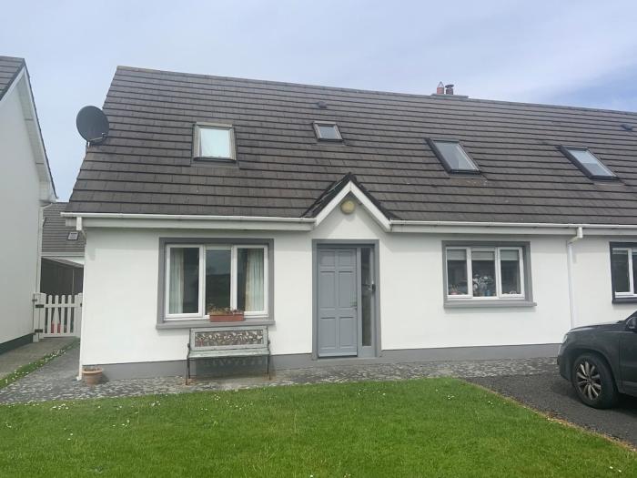 Fionas Seaside Cottage