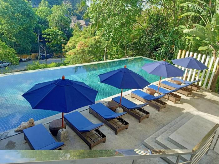 KARON HILL OCEANVIEW Spacious 1 BEDROOM Sleeps 4