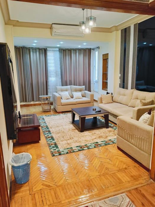 Cozy Furnished apartment