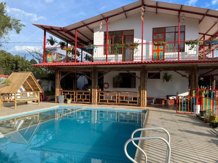 New Paradise Nueva Sede - La Vega Cundinamarca -Avistamiento de aves