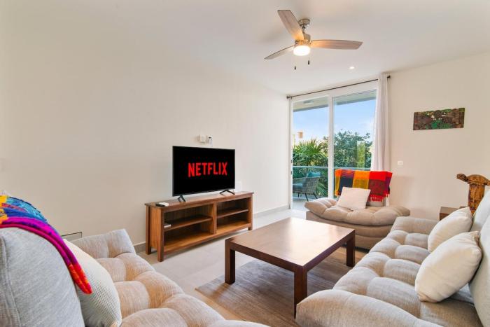 Akumal Escape Beach Access 7 Pools With Ocean View Beach Club